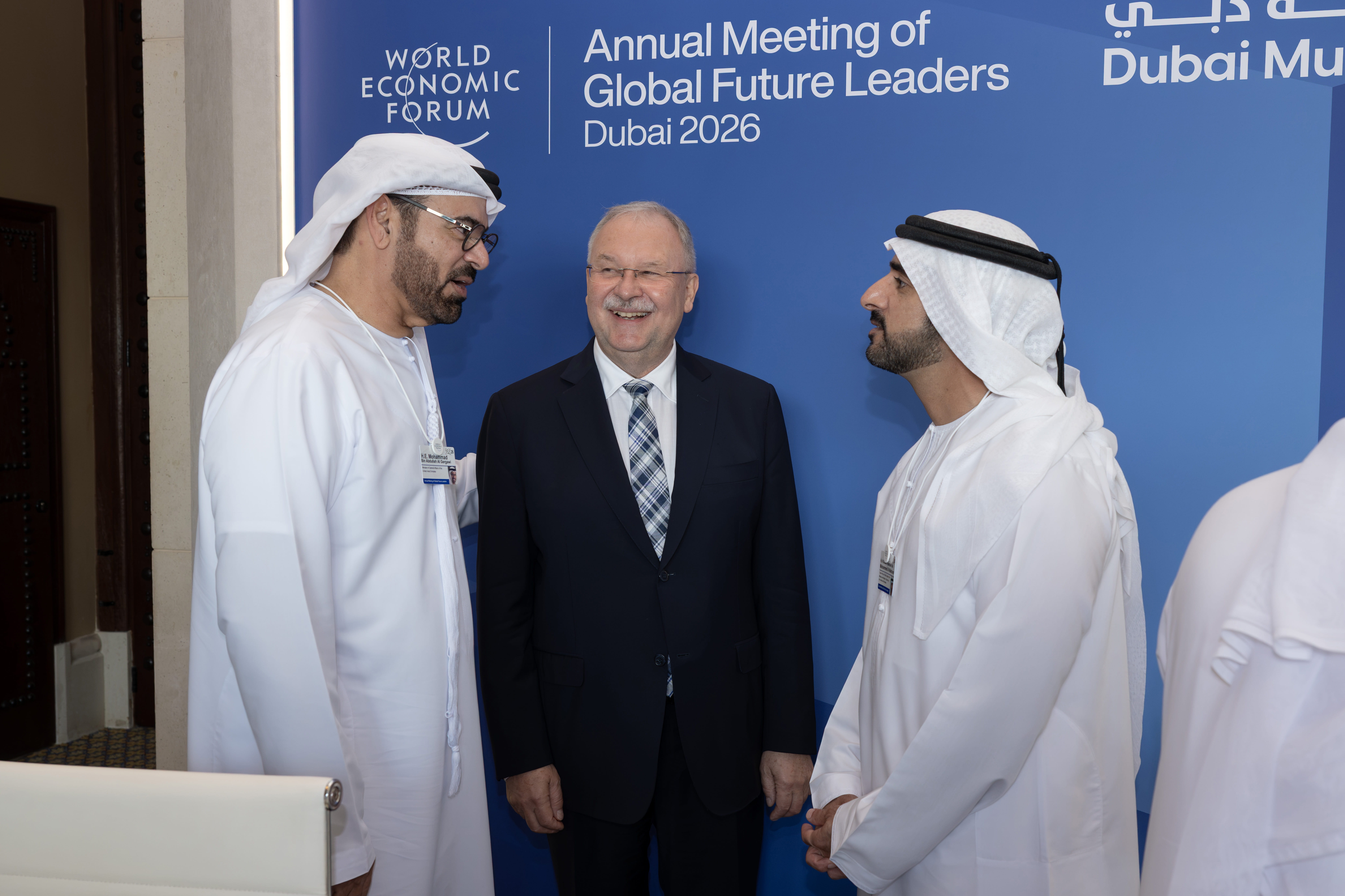 Sheikh Hamdan bin Mohammed Al Maktoum welcomes participants to the inaugural Annual Meeting of Global Future Leaders in Dubai.